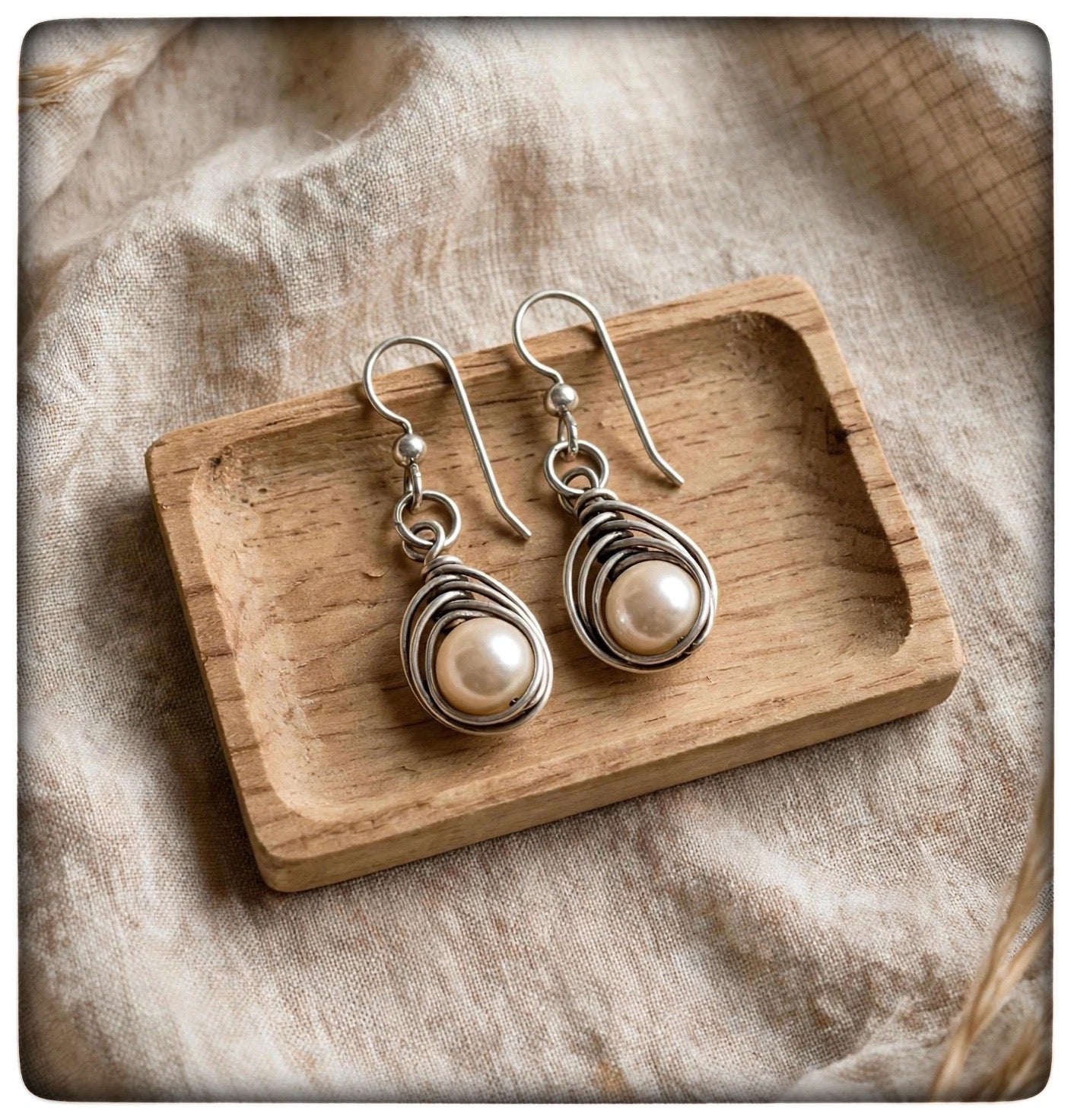 Nestled Pearl Earrings