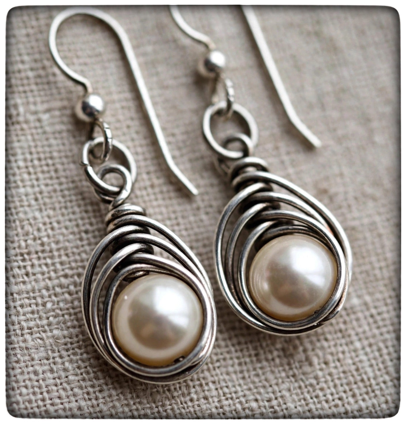 Nestled Pearl Earrings