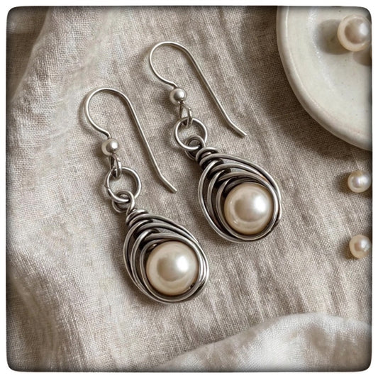 Nestled Pearl Earrings